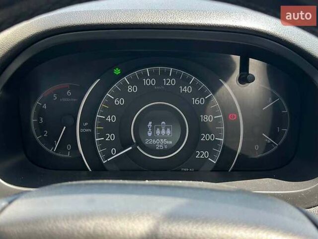 Сірий Хонда СРВ, об'ємом двигуна 1.6 л та пробігом 230 тис. км за 15000 $, фото 8 на Automoto.ua