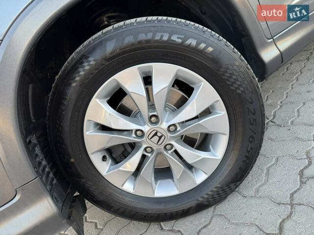 Серый Хонда СРВ, объемом двигателя 2.2 л и пробегом 228 тыс. км за 15899 $, фото 32 на Automoto.ua