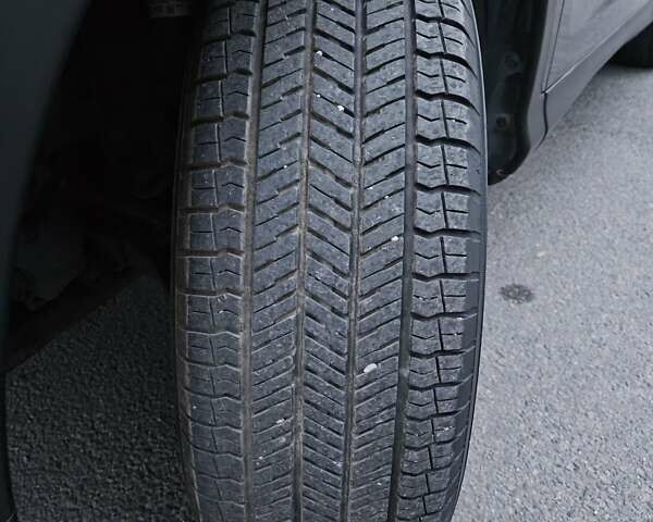 Сірий Хонда СРВ, об'ємом двигуна 2.4 л та пробігом 118 тис. км за 14900 $, фото 57 на Automoto.ua