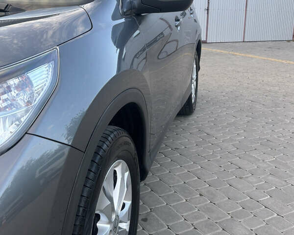 Сірий Хонда СРВ, об'ємом двигуна 2.2 л та пробігом 235 тис. км за 15500 $, фото 36 на Automoto.ua
