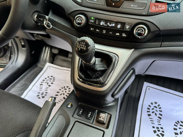 Хонда СРВ 2013 в Дрогобыче на Automoto.ua Серый Хонда СРВ, объемом двигателя 2.2 л и пробегом 228 тыс. км за 16250 $, фото 68 на Automoto.ua