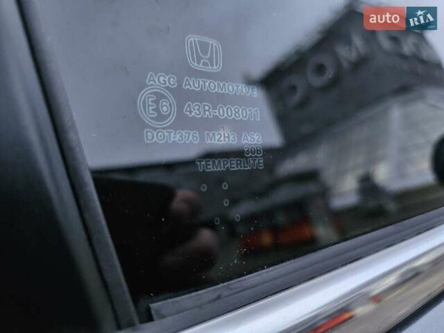 Сірий Хонда СРВ, об'ємом двигуна 2.4 л та пробігом 118 тис. км за 14900 $, фото 69 на Automoto.ua