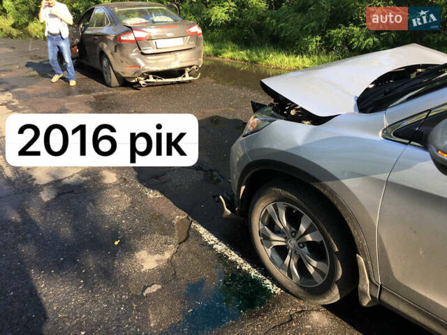 Сірий Хонда СРВ, об'ємом двигуна 2.4 л та пробігом 184 тис. км за 14500 $, фото 1 на Automoto.ua