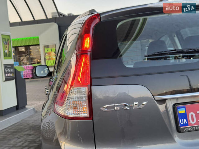 Серый Хонда СРВ, объемом двигателя 2.2 л и пробегом 228 тыс. км за 15899 $, фото 63 на Automoto.ua