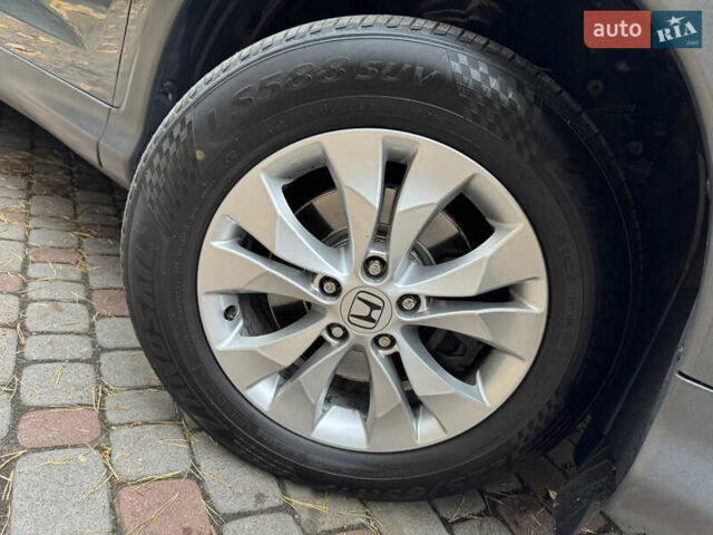 Сірий Хонда СРВ, об'ємом двигуна 2.2 л та пробігом 228 тис. км за 15999 $, фото 9 на Automoto.ua