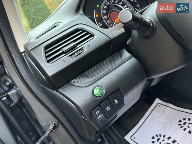 Сірий Хонда СРВ, об'ємом двигуна 2.2 л та пробігом 228 тис. км за 15999 $, фото 54 на Automoto.ua