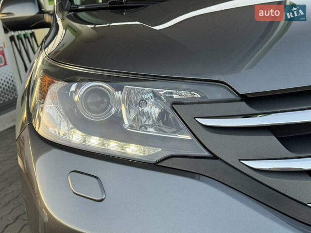 Серый Хонда СРВ, объемом двигателя 2.2 л и пробегом 228 тыс. км за 15899 $, фото 7 на Automoto.ua