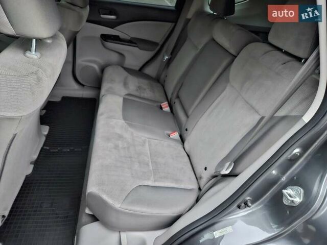 Сірий Хонда СРВ, об'ємом двигуна 2.4 л та пробігом 118 тис. км за 14900 $, фото 34 на Automoto.ua