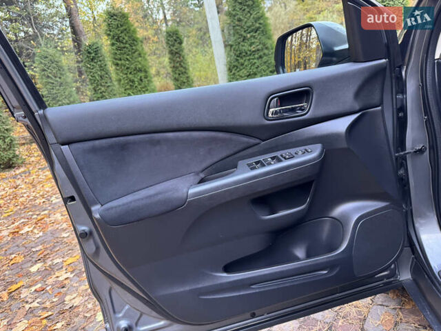 Сірий Хонда СРВ, об'ємом двигуна 2.2 л та пробігом 228 тис. км за 15999 $, фото 47 на Automoto.ua