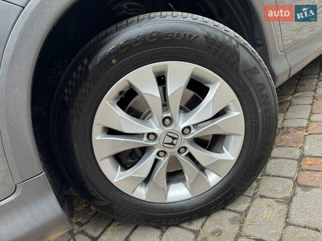 Хонда СРВ 2013 в Дрогобыче на Automoto.ua Серый Хонда СРВ, объемом двигателя 2.2 л и пробегом 228 тыс. км за 16250 $, фото 21 на Automoto.ua