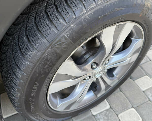 Серый Хонда СРВ, объемом двигателя 2.35 л и пробегом 128 тыс. км за 16500 $, фото 18 на Automoto.ua