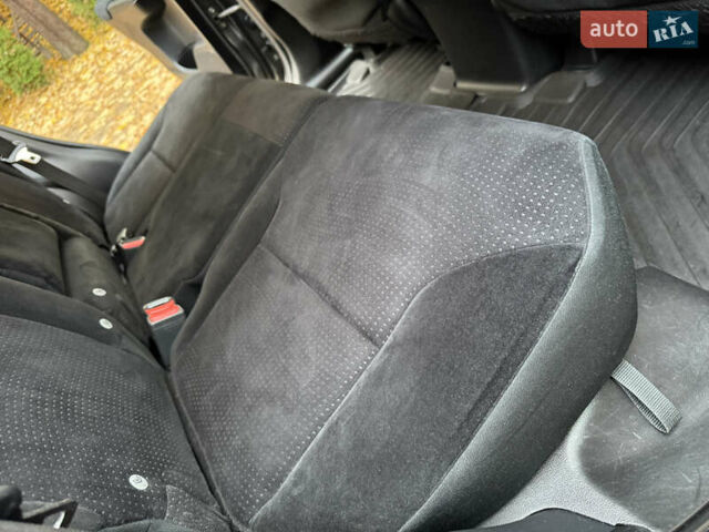 Сірий Хонда СРВ, об'ємом двигуна 2.2 л та пробігом 228 тис. км за 15999 $, фото 80 на Automoto.ua