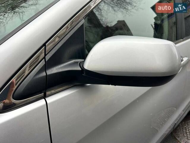 Серый Хонда СРВ, объемом двигателя 2.35 л и пробегом 213 тыс. км за 15500 $, фото 37 на Automoto.ua