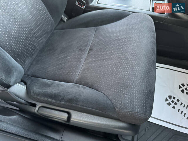 Серый Хонда СРВ, объемом двигателя 2.2 л и пробегом 228 тыс. км за 15899 $, фото 90 на Automoto.ua