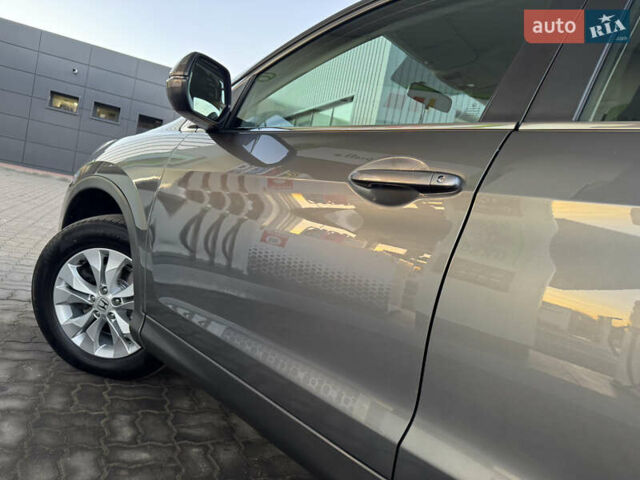 Серый Хонда СРВ, объемом двигателя 2.2 л и пробегом 228 тыс. км за 15899 $, фото 69 на Automoto.ua