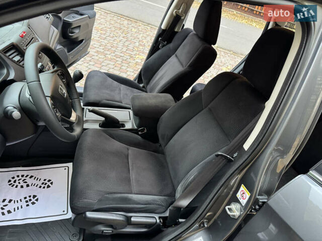 Хонда СРВ 2013 в Дрогобыче на Automoto.ua Серый Хонда СРВ, объемом двигателя 2.2 л и пробегом 228 тыс. км за 16250 $, фото 49 на Automoto.ua