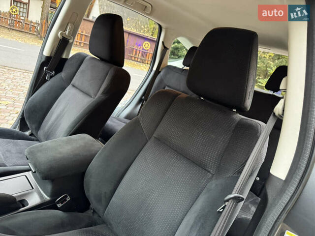 Сірий Хонда СРВ, об'ємом двигуна 2.2 л та пробігом 228 тис. км за 15999 $, фото 51 на Automoto.ua