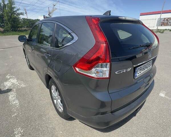 Серый Хонда СРВ, объемом двигателя 1.6 л и пробегом 254 тыс. км за 16000 $, фото 1 на Automoto.ua