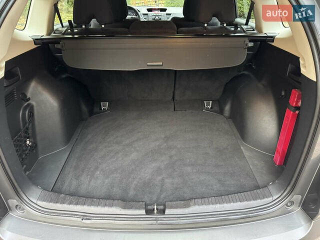 Хонда СРВ 2013 в Дрогобыче на Automoto.ua Серый Хонда СРВ, объемом двигателя 2.2 л и пробегом 228 тыс. км за 16250 $, фото 83 на Automoto.ua