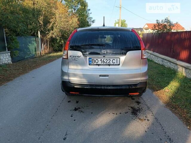 Серый Хонда СРВ, объемом двигателя 2.35 л и пробегом 116 тыс. км за 15000 $, фото 5 на Automoto.ua