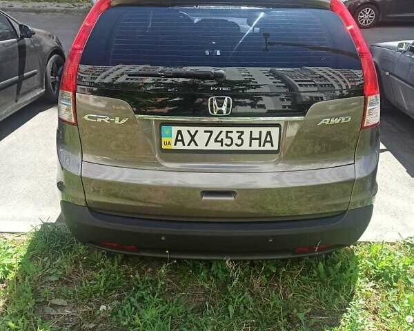 Серый Хонда СРВ, объемом двигателя 2.35 л и пробегом 205 тыс. км за 13200 $, фото 7 на Automoto.ua