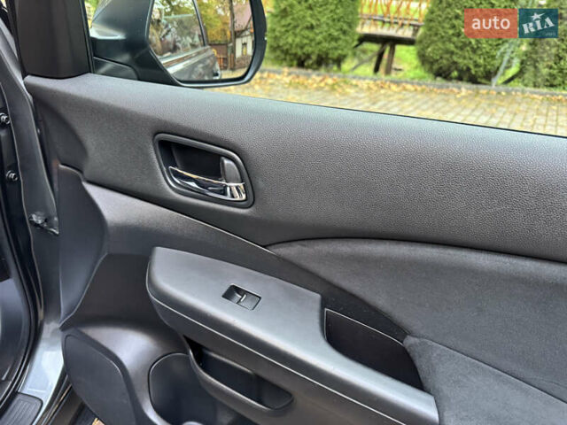 Сірий Хонда СРВ, об'ємом двигуна 2.2 л та пробігом 228 тис. км за 15999 $, фото 61 на Automoto.ua