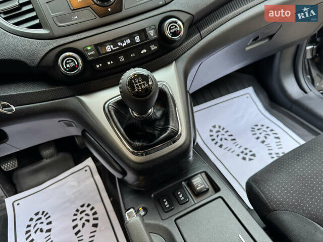 Хонда СРВ 2013 в Дрогобыче на Automoto.ua Серый Хонда СРВ, объемом двигателя 2.2 л и пробегом 228 тыс. км за 16250 $, фото 58 на Automoto.ua
