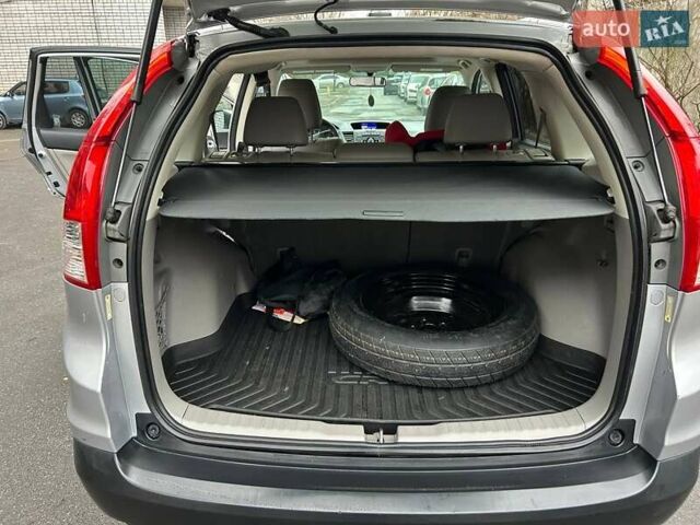 Серый Хонда СРВ, объемом двигателя 2.35 л и пробегом 213 тыс. км за 15500 $, фото 23 на Automoto.ua