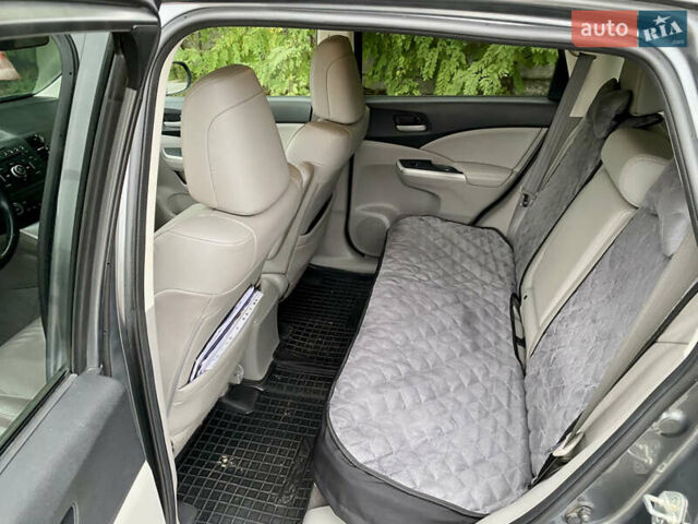 Серый Хонда СРВ, объемом двигателя 2.36 л и пробегом 194 тыс. км за 15500 $, фото 6 на Automoto.ua