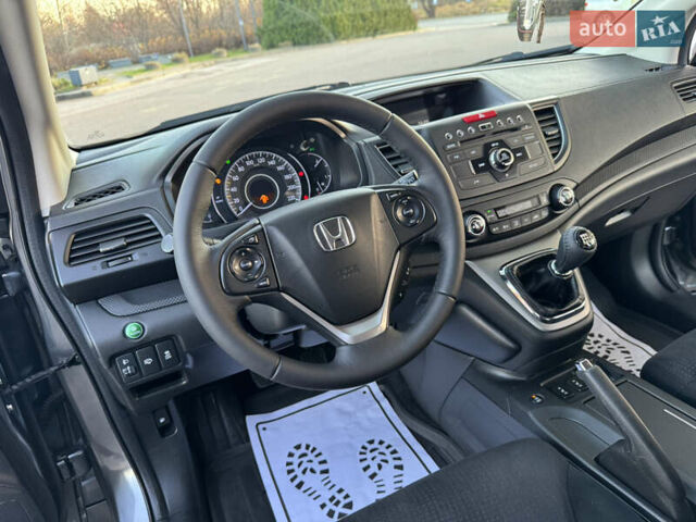 Серый Хонда СРВ, объемом двигателя 2.2 л и пробегом 228 тыс. км за 15899 $, фото 76 на Automoto.ua
