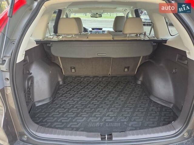 Серый Хонда СРВ, объемом двигателя 2.35 л и пробегом 83 тыс. км за 16300 $, фото 7 на Automoto.ua