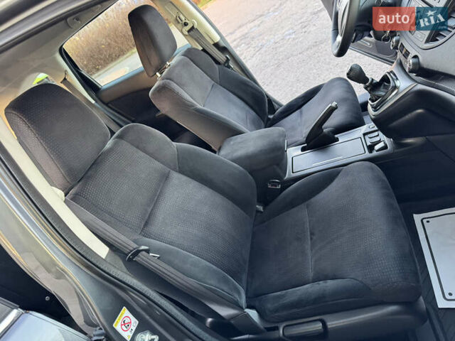 Серый Хонда СРВ, объемом двигателя 2.2 л и пробегом 228 тыс. км за 15899 $, фото 89 на Automoto.ua