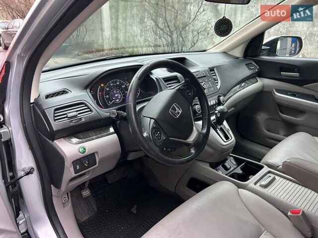 Серый Хонда СРВ, объемом двигателя 2.35 л и пробегом 213 тыс. км за 15500 $, фото 13 на Automoto.ua