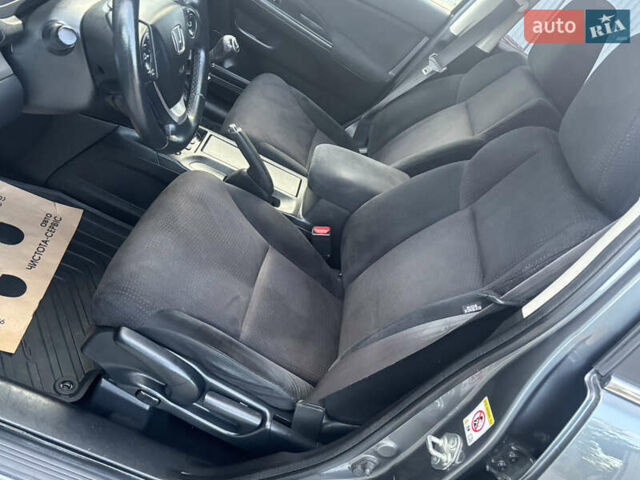 Сірий Хонда СРВ, об'ємом двигуна 2.2 л та пробігом 235 тис. км за 15500 $, фото 41 на Automoto.ua