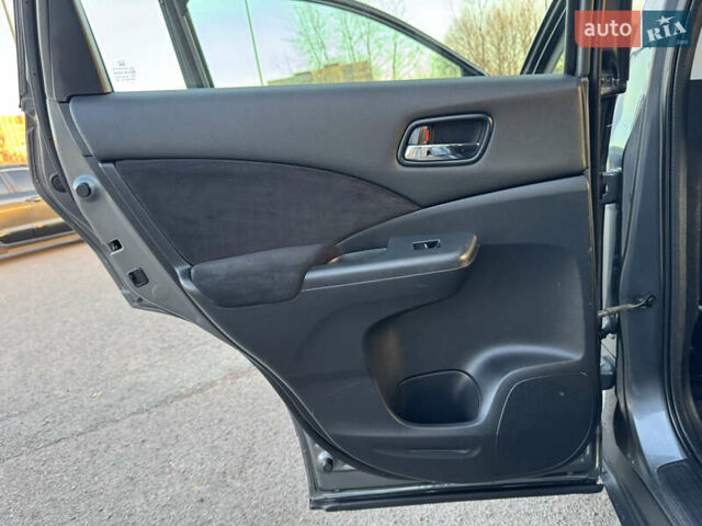 Серый Хонда СРВ, объемом двигателя 2.2 л и пробегом 228 тыс. км за 15899 $, фото 97 на Automoto.ua