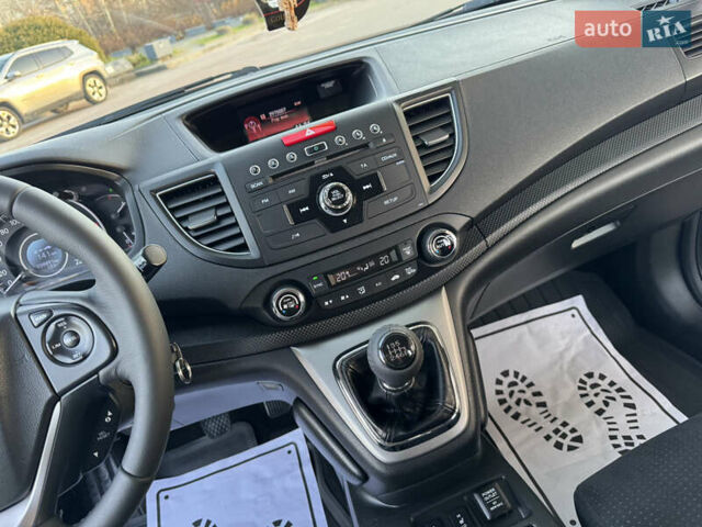 Серый Хонда СРВ, объемом двигателя 2.2 л и пробегом 228 тыс. км за 15899 $, фото 82 на Automoto.ua