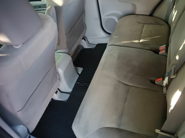 Серый Хонда СРВ, объемом двигателя 2.4 л и пробегом 190 тыс. км за 12400 $, фото 5 на Automoto.ua