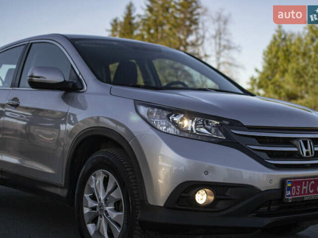 Серый Хонда СРВ, объемом двигателя 2.2 л и пробегом 113 тыс. км за 15300 $, фото 5 на Automoto.ua