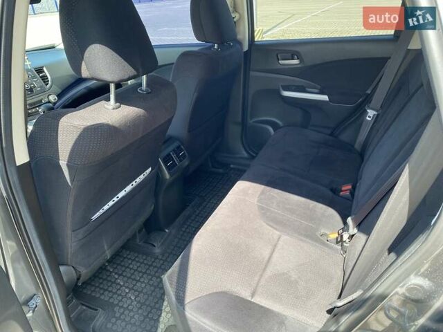 Серый Хонда СРВ, объемом двигателя 2.35 л и пробегом 160 тыс. км за 16700 $, фото 12 на Automoto.ua