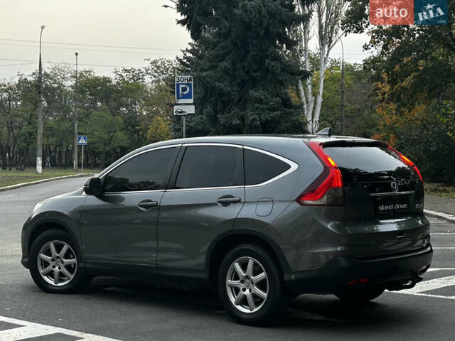 Серый Хонда СРВ, объемом двигателя 2.2 л и пробегом 205 тыс. км за 16999 $, фото 4 на Automoto.ua