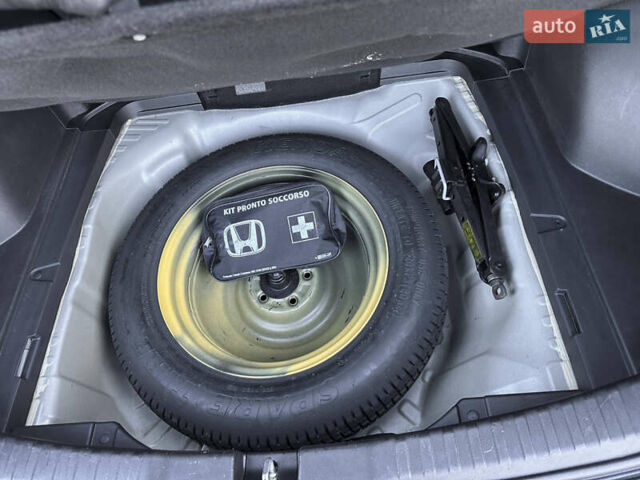 Серый Хонда СРВ, объемом двигателя 2.2 л и пробегом 113 тыс. км за 15300 $, фото 42 на Automoto.ua