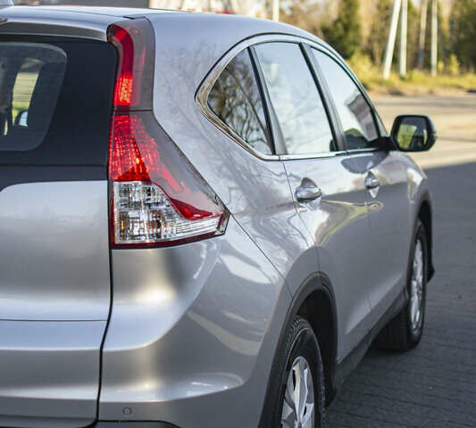 Серый Хонда СРВ, объемом двигателя 2.2 л и пробегом 113 тыс. км за 15300 $, фото 11 на Automoto.ua