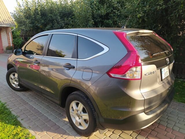 Серый Хонда СРВ, объемом двигателя 2.4 л и пробегом 170 тыс. км за 16300 $, фото 2 на Automoto.ua