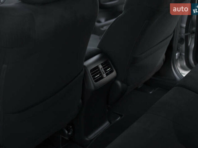 Серый Хонда СРВ, объемом двигателя 2.2 л и пробегом 113 тыс. км за 15300 $, фото 37 на Automoto.ua