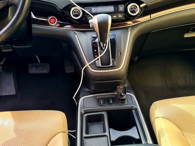 Хонда СРВ 2014 в Ровно на Automoto.ua Серый Хонда СРВ, объемом двигателя 2.4 л и пробегом 86 тыс. км за 18000 $, фото 3 на Automoto.ua