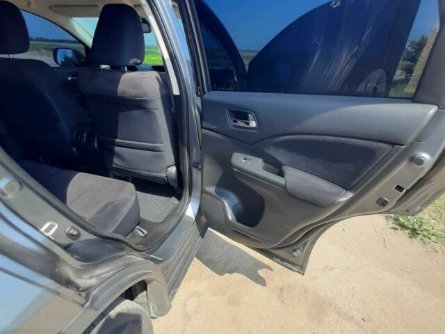 Серый Хонда СРВ, объемом двигателя 1.6 л и пробегом 236 тыс. км за 17500 $, фото 17 на Automoto.ua