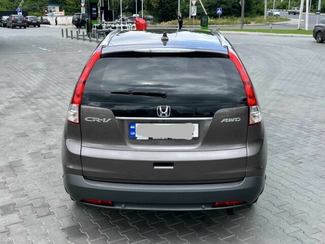 Хонда СРВ 2014 в Львове на Automoto.ua Серый Хонда СРВ, объемом двигателя 2.2 л и пробегом 185 тыс. км за 16950 $, фото 2 на Automoto.ua