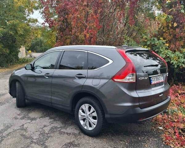 Хонда СРВ 2014 в Полтаве на Automoto.ua Серый Хонда СРВ, объемом двигателя 2.36 л и пробегом 149 тыс. км за 15500 $, фото 4 на Automoto.ua