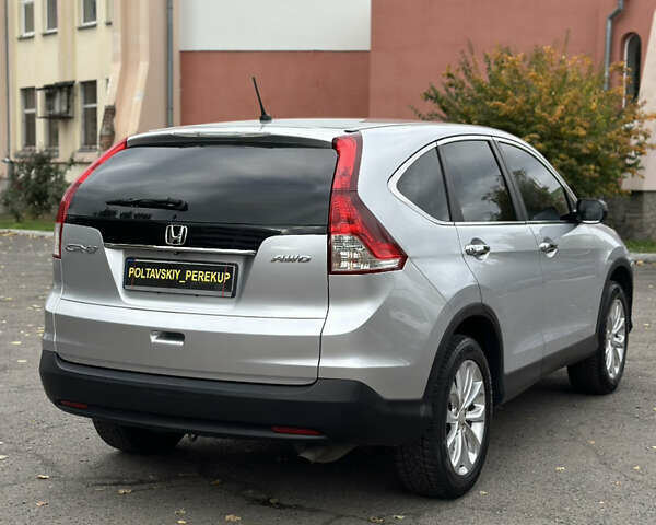 Хонда СРВ 2014 в Полтаве на Automoto.ua Серый Хонда СРВ, объемом двигателя 2.35 л и пробегом 189 тыс. км за 13500 $, фото 5 на Automoto.ua