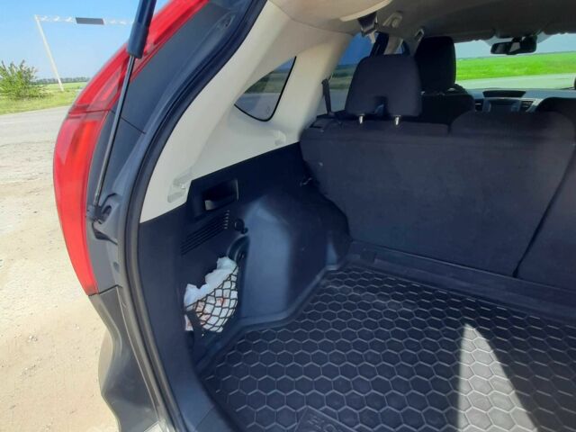 Серый Хонда СРВ, объемом двигателя 1.6 л и пробегом 236 тыс. км за 17500 $, фото 9 на Automoto.ua